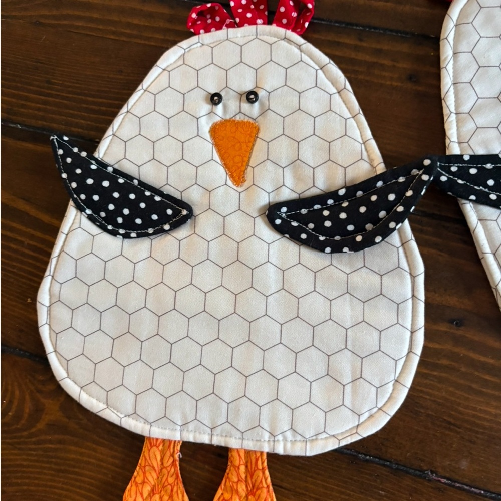 Quirky Chicken Pot Holder with Polka Dot Accents